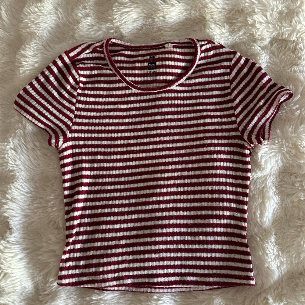 Me to We Red and White Striped Short Sleeve Top
